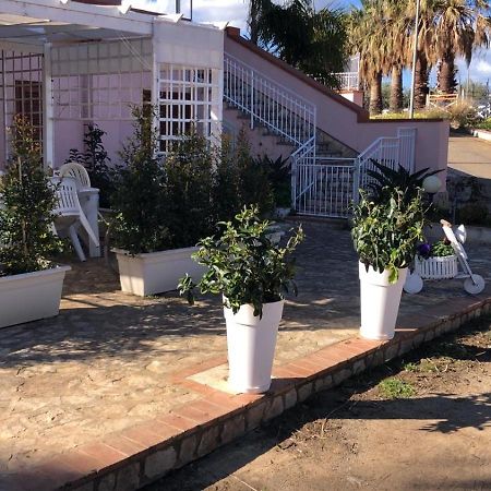 Milicia Apartment Mandra Capreria Εξωτερικό φωτογραφία