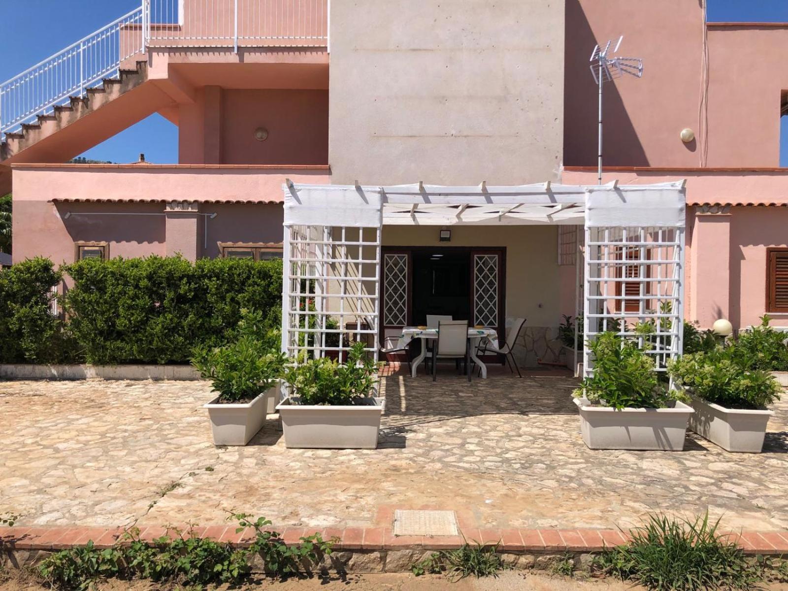 Milicia Apartment Mandra Capreria Εξωτερικό φωτογραφία